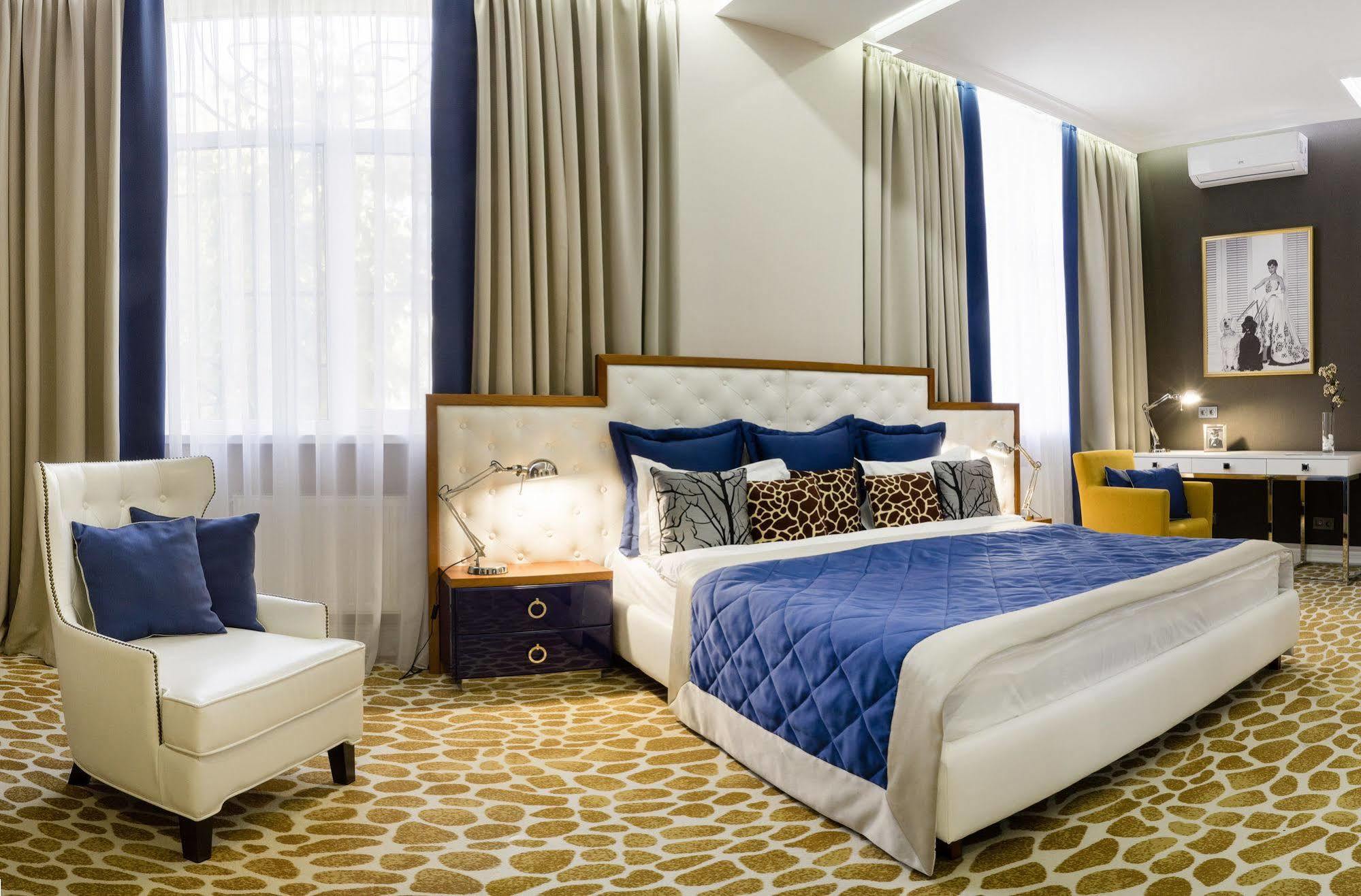 Mirax Sapphire Boutique Hotel Harkiv Dış mekan fotoğraf